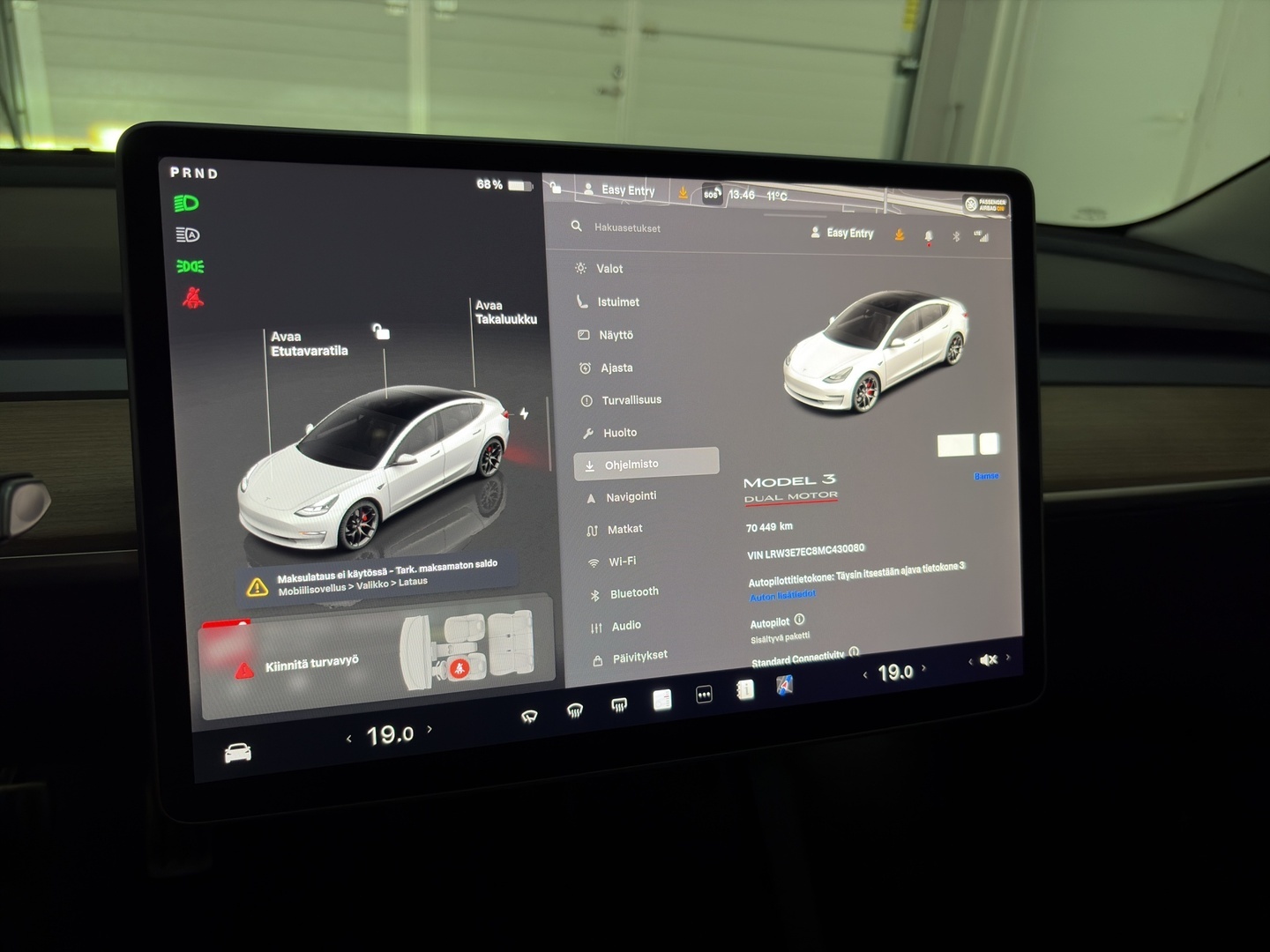 TESLA Model 3 2022