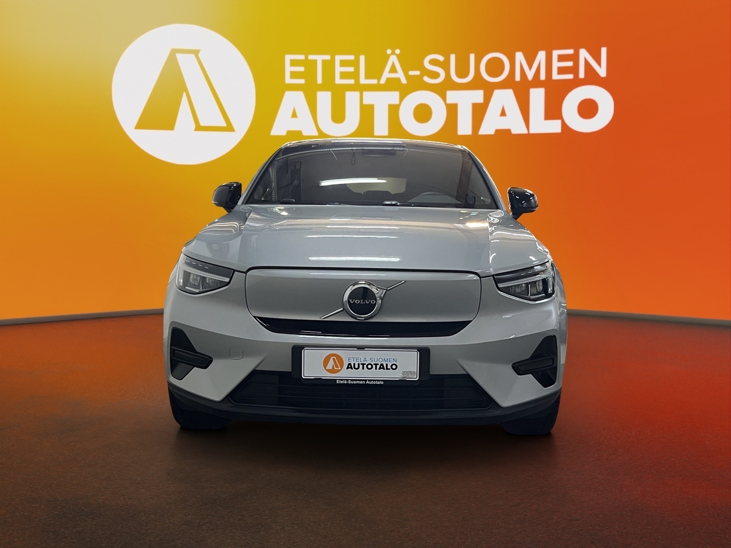 VOLVO C40 2023