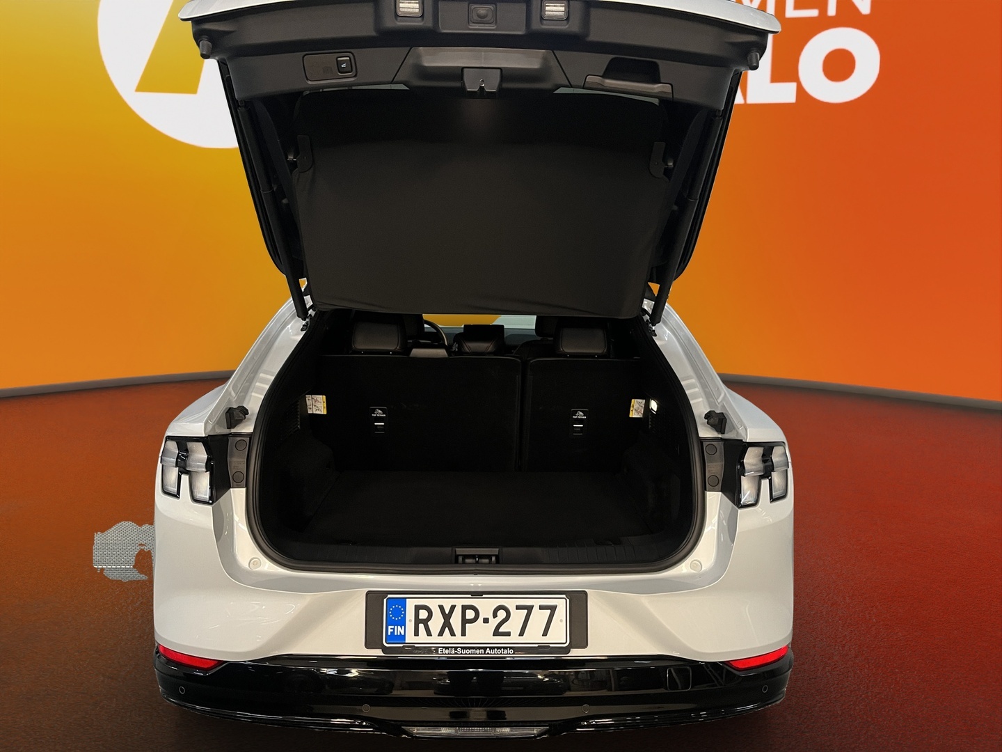 FORD Mustang Mach-E 2023