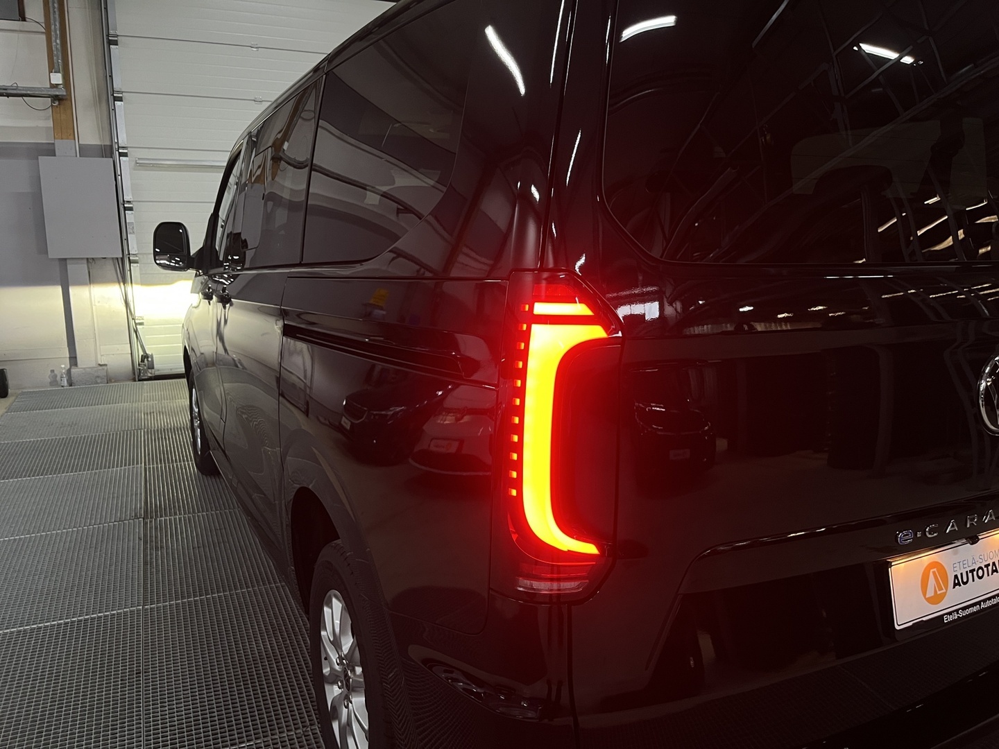 VOLKSWAGEN Caravelle 2026