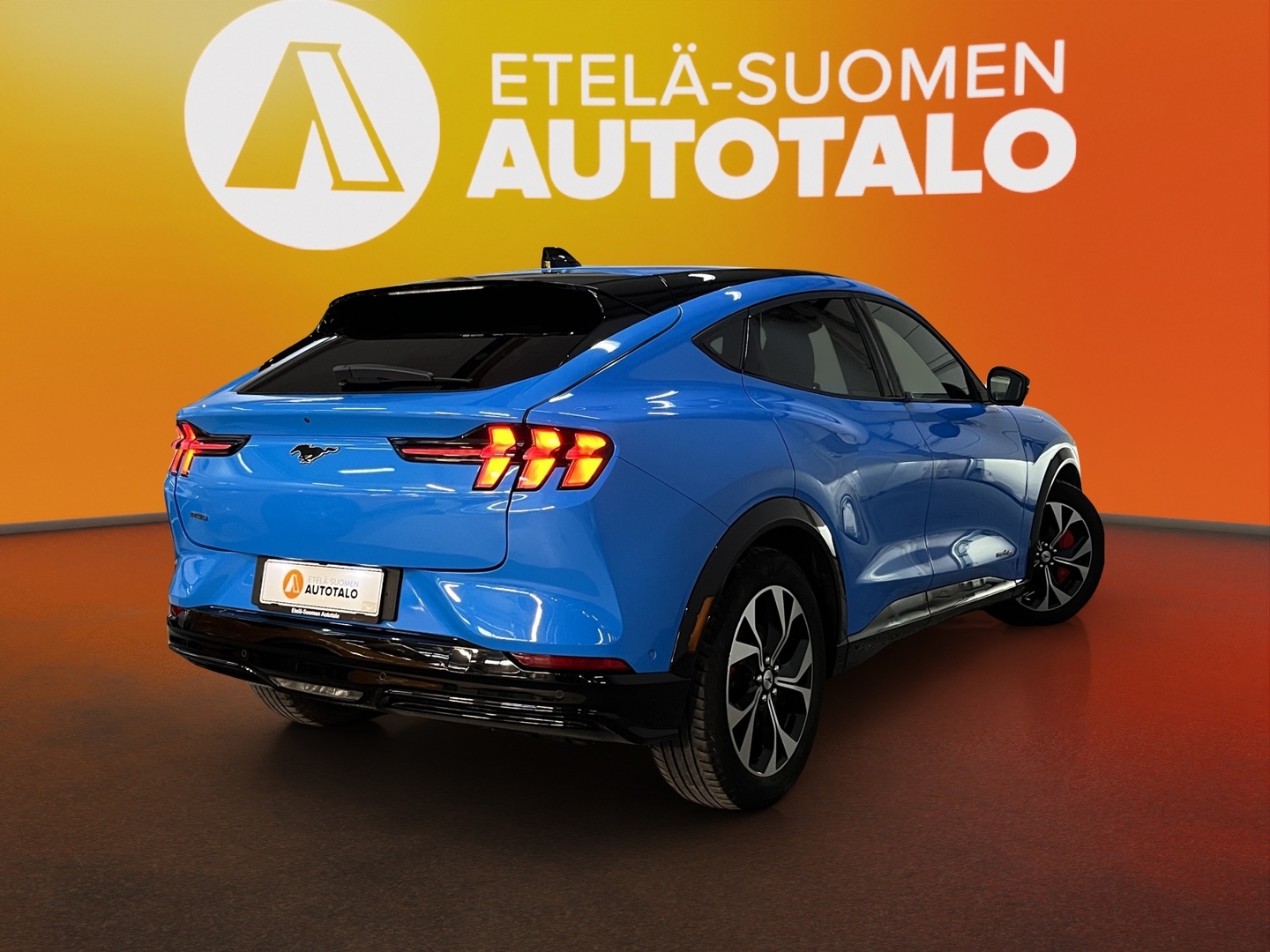 FORD Mustang Mach-E 2023