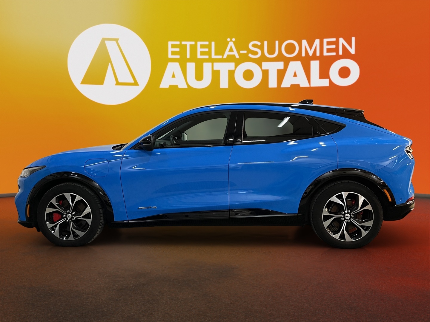 FORD Mustang Mach-E 2023