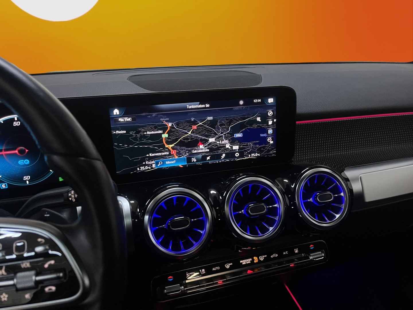 MERCEDES-BENZ EQB 2023