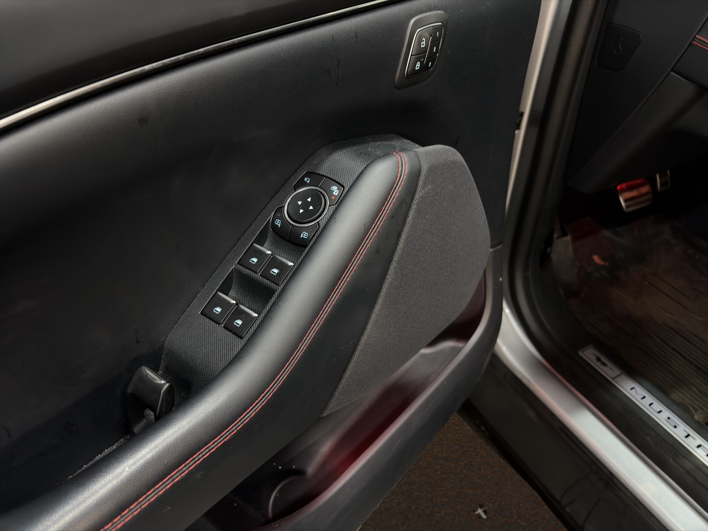 FORD Mustang Mach-E 2022