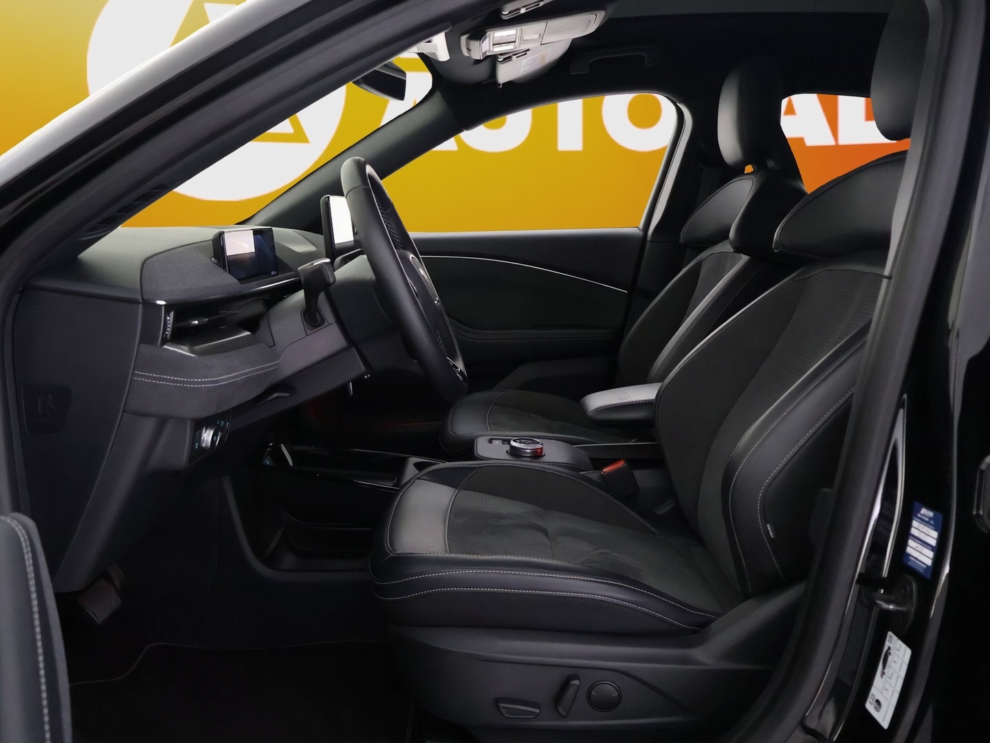 FORD Mustang Mach-E 2022
