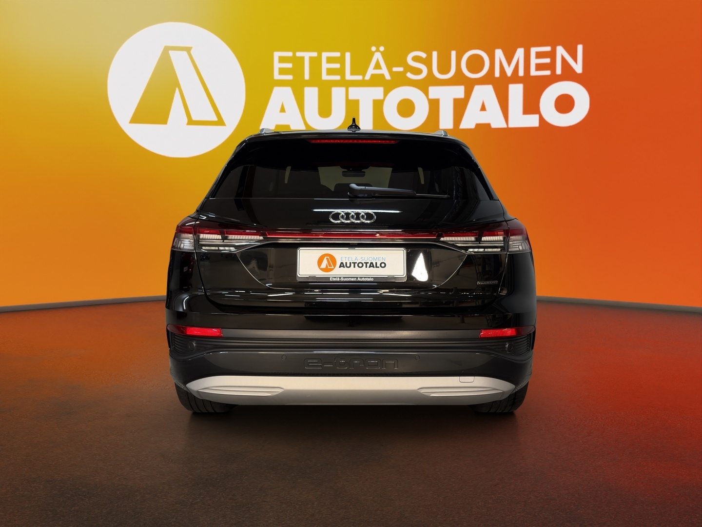 AUDI Q4 e-tron 2023
