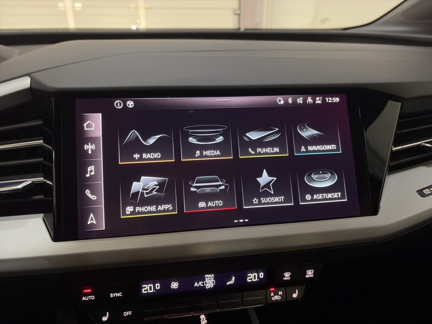 AUDI Q4 e-tron 2023