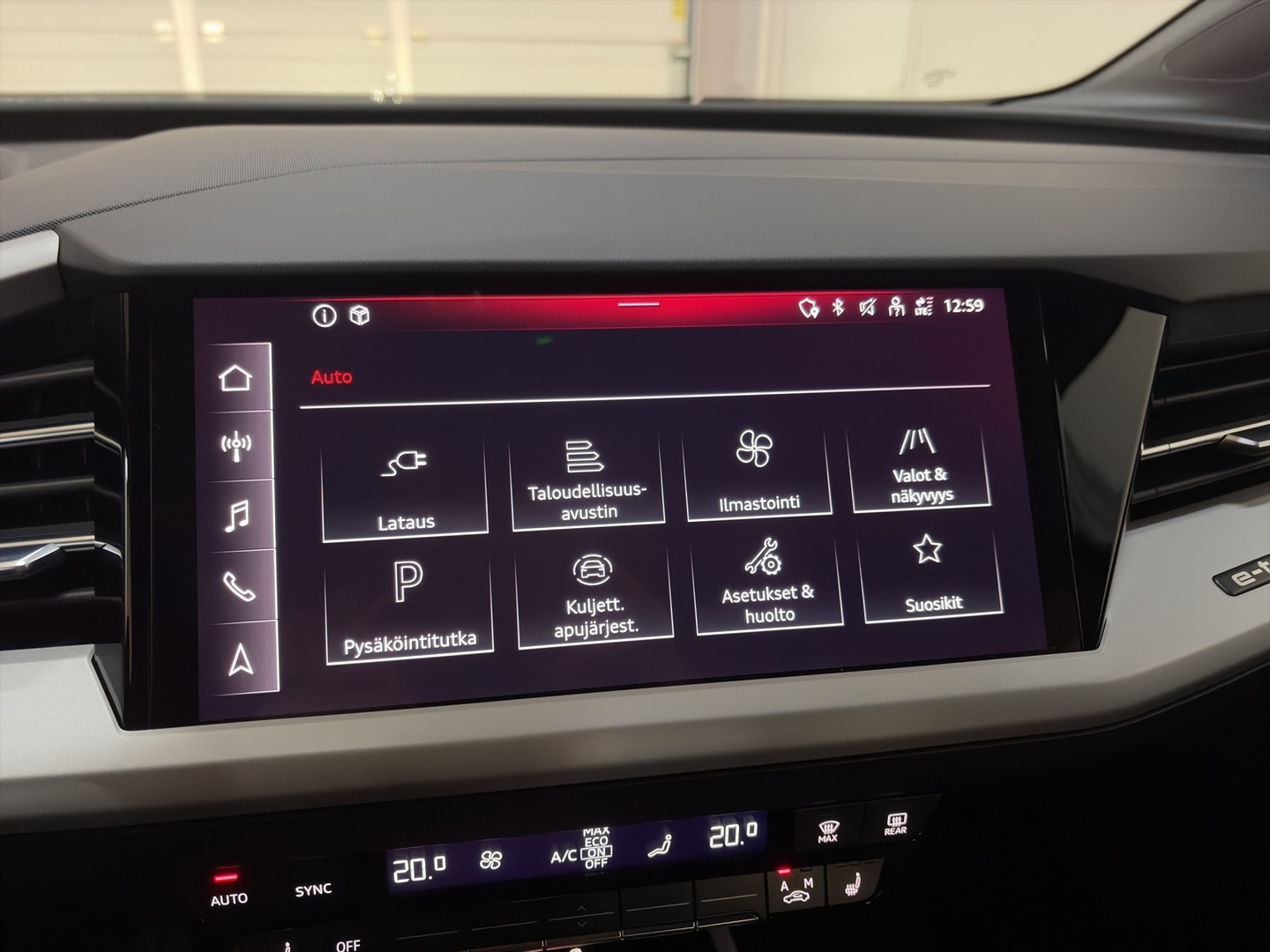 AUDI Q4 e-tron 2023
