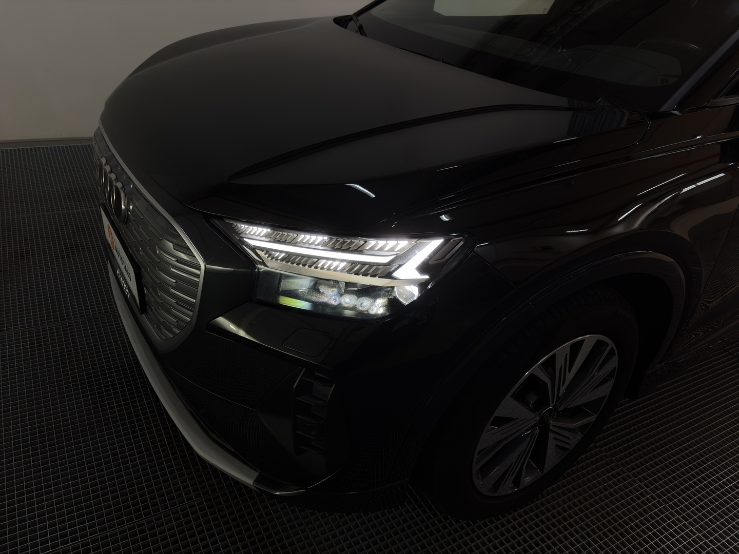 AUDI Q4 e-tron 2023