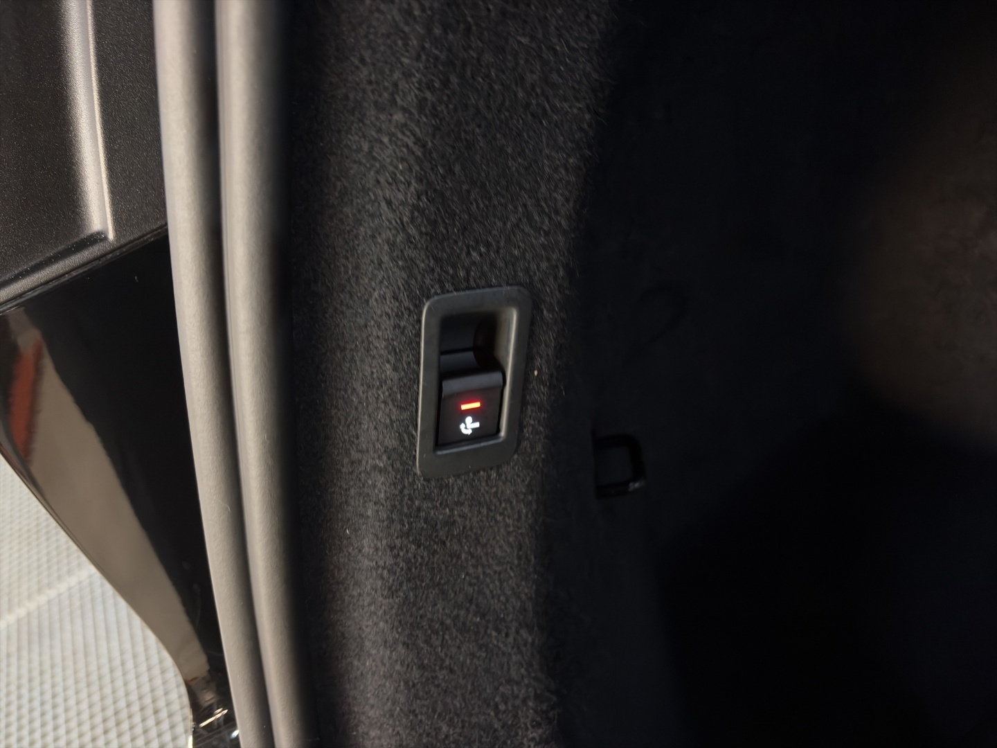 AUDI Q4 e-tron 2023