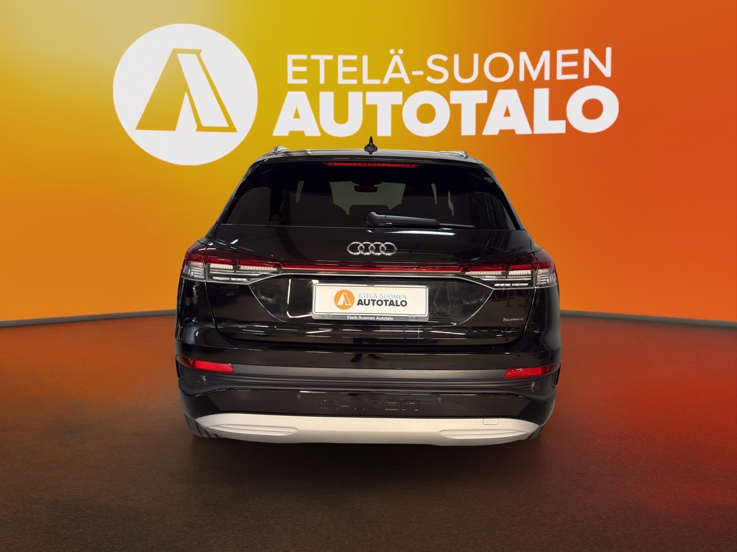 AUDI Q4 e-tron 2023