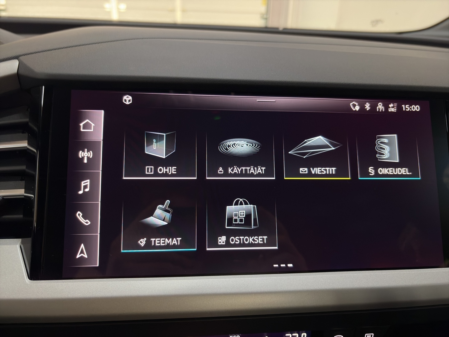 AUDI Q4 e-tron 2023