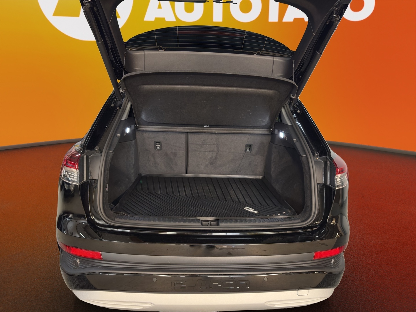 AUDI Q4 e-tron 2023