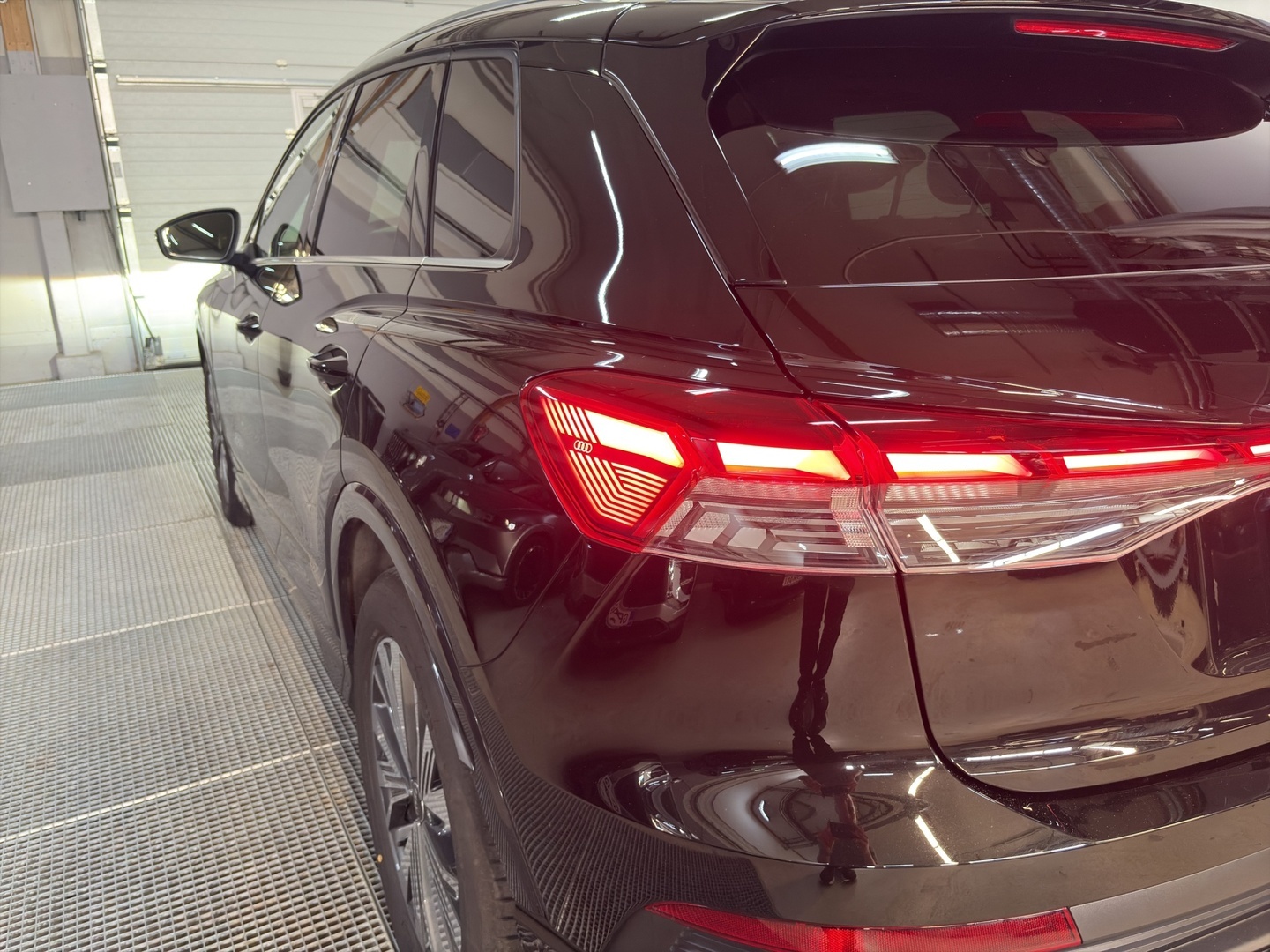 AUDI Q4 e-tron 2023