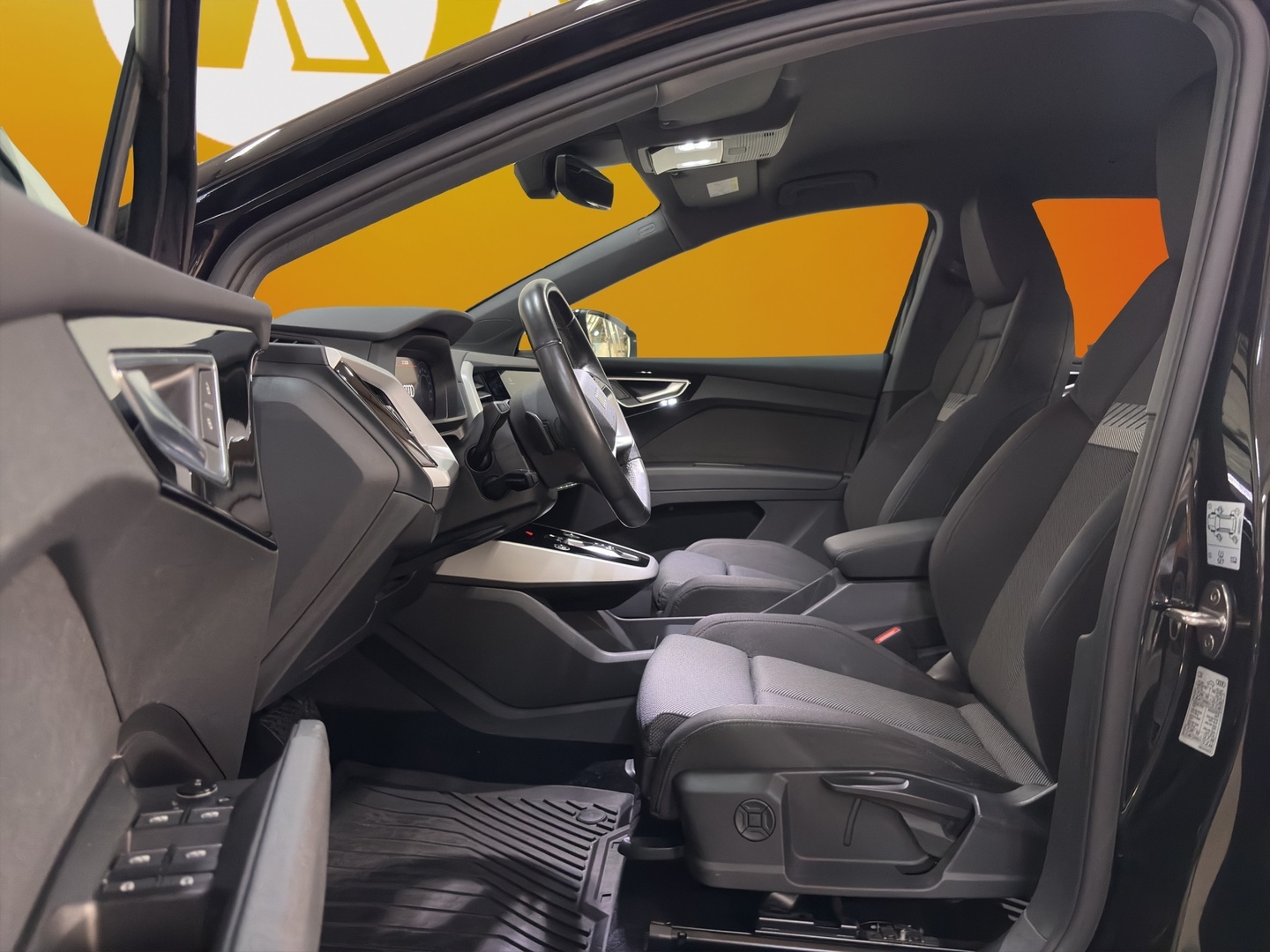AUDI Q4 e-tron 2023