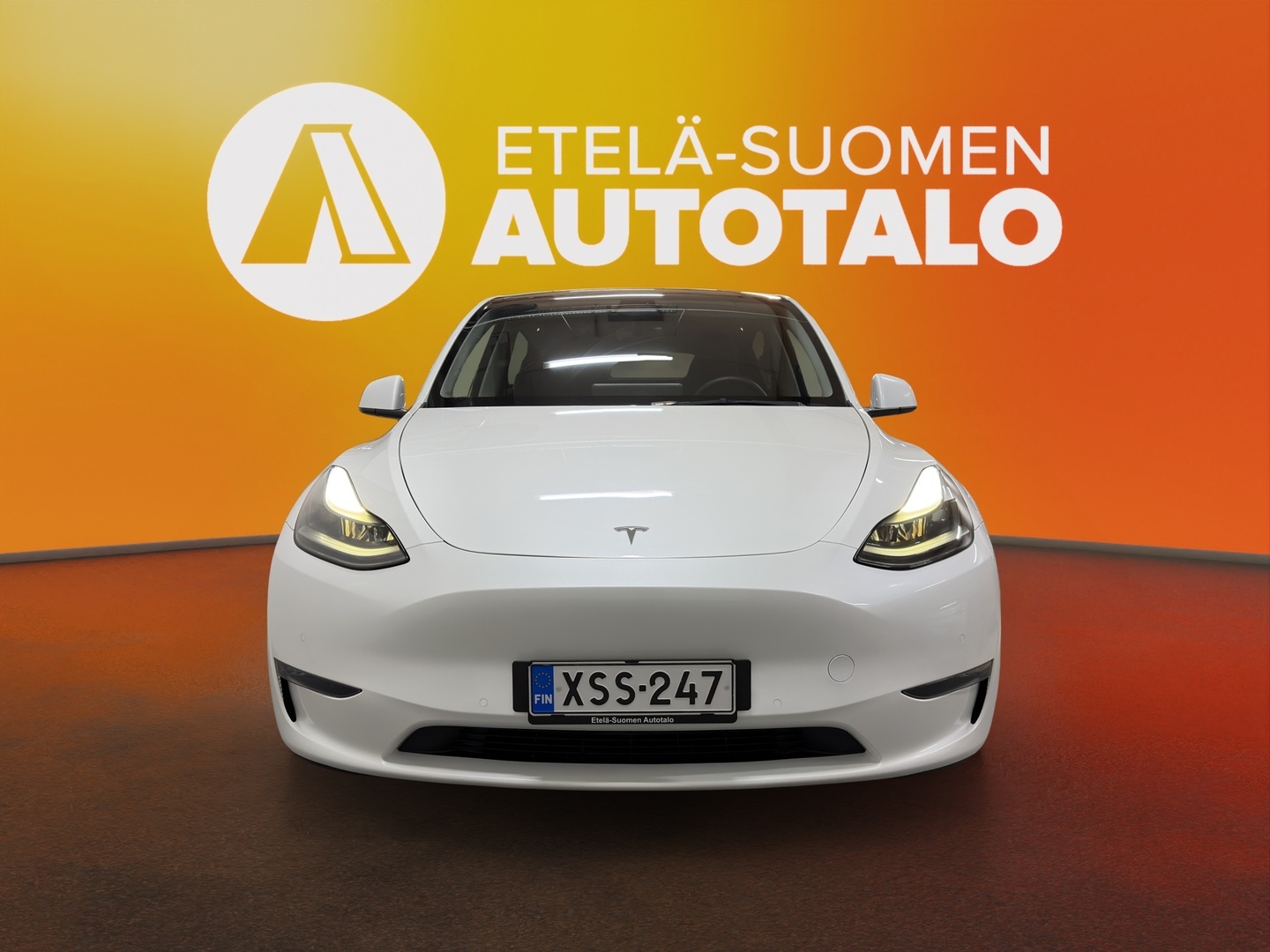 TESLA Model Y 2022