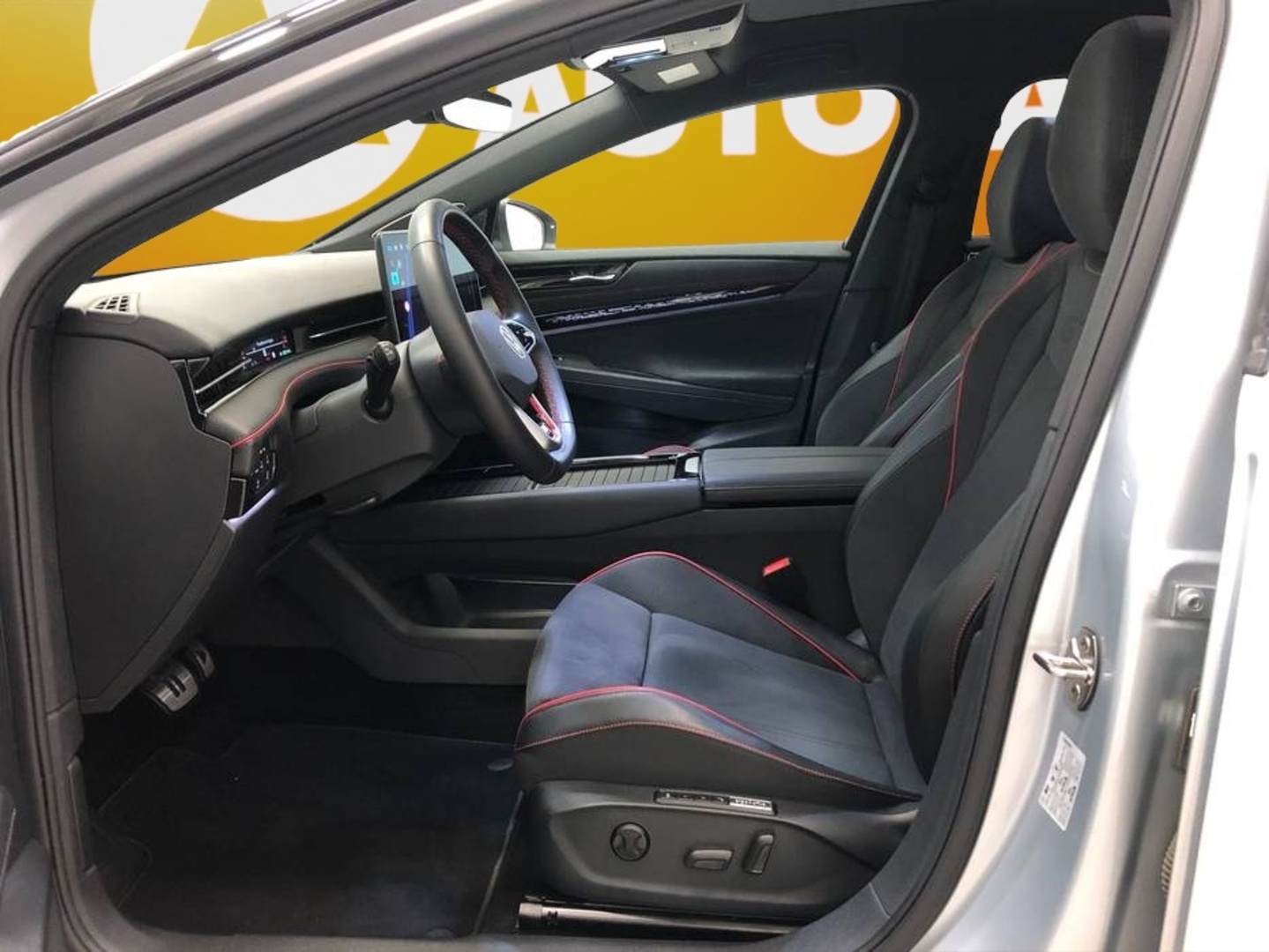 VOLKSWAGEN ID.7 2025