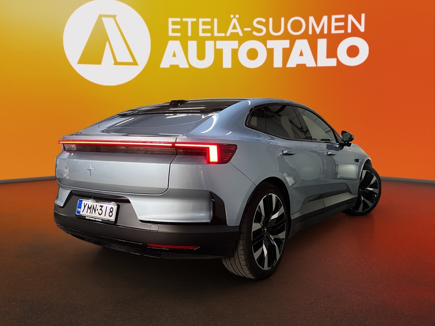 POLESTAR 4 2