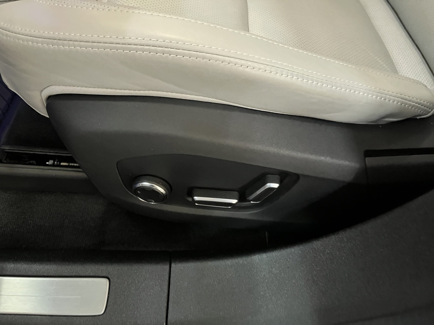 POLESTAR 4 27