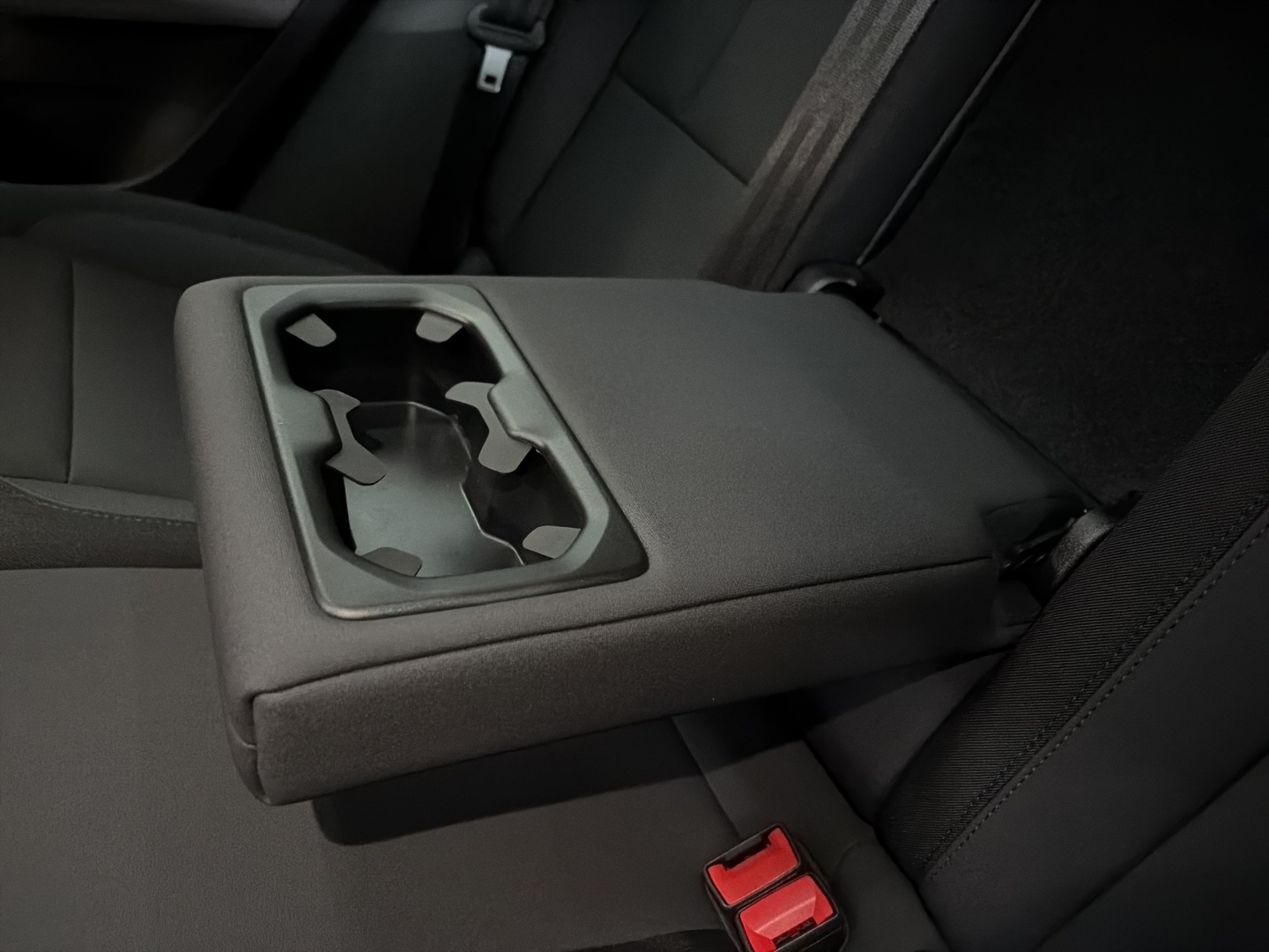 POLESTAR 2 28