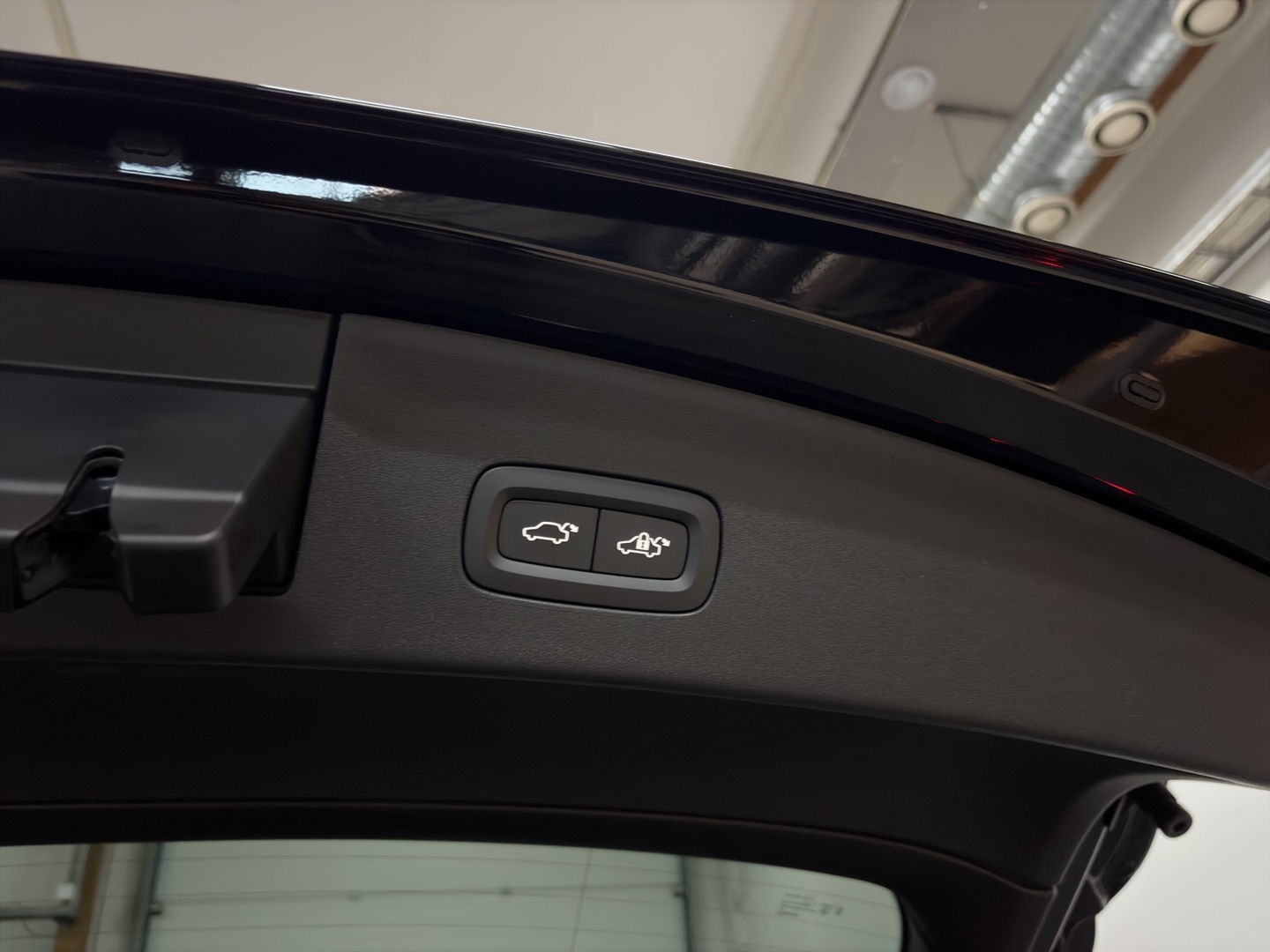 POLESTAR 2 32