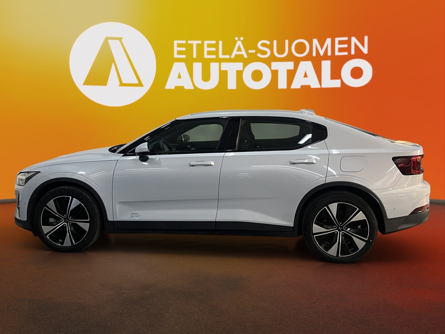 POLESTAR 2 2023