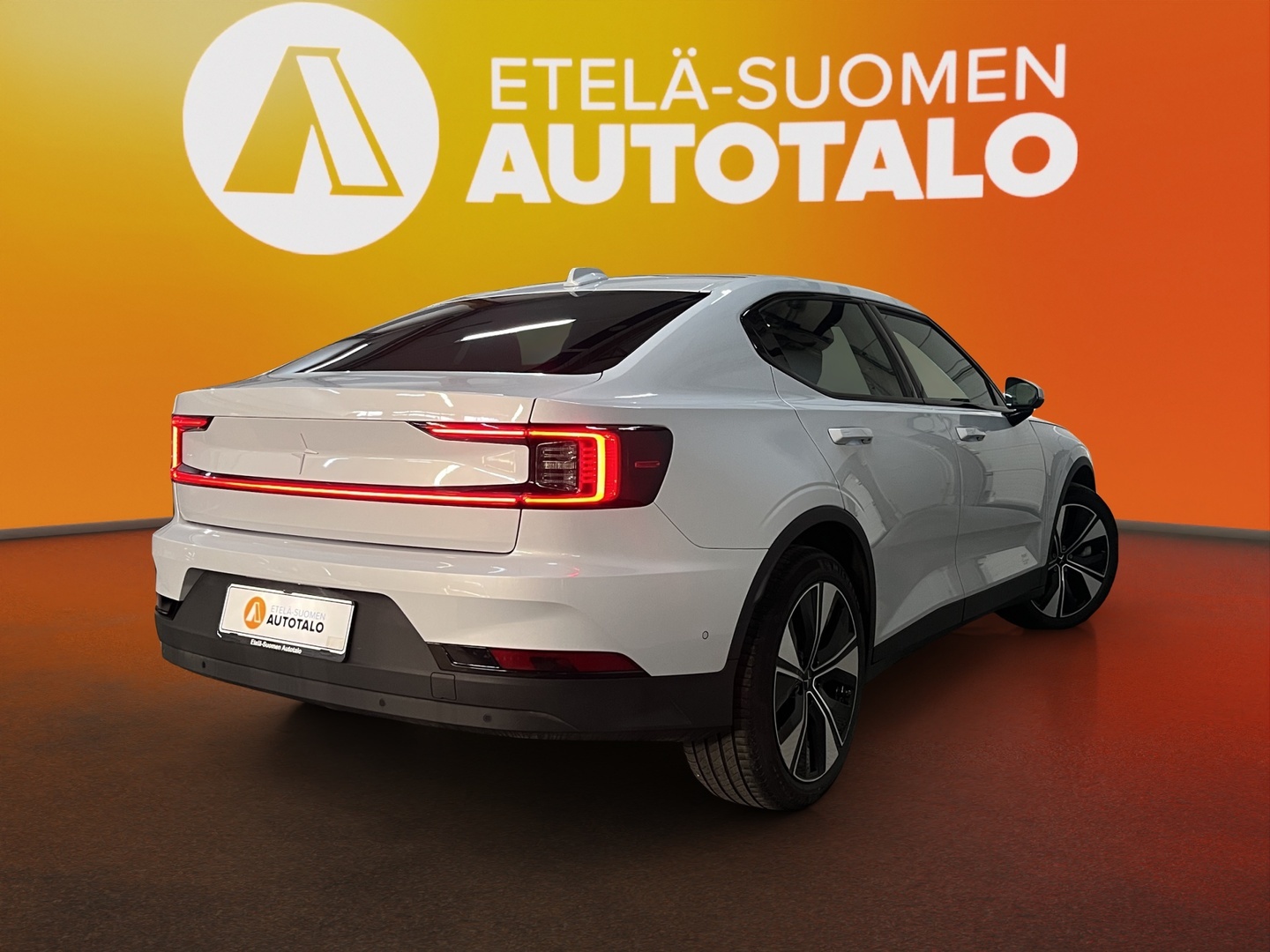 POLESTAR 2 2023