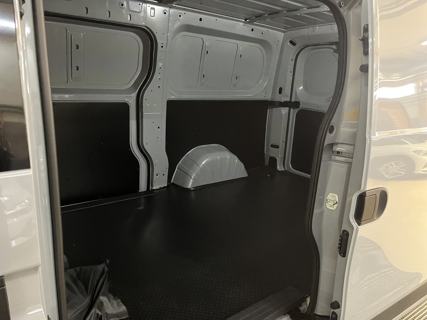 MAXUS e-Deliver 5 2025