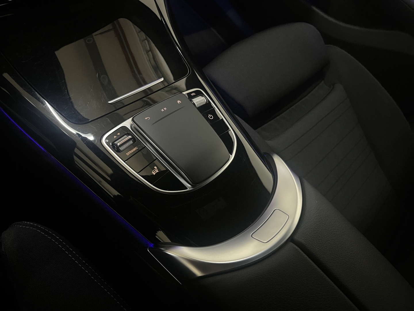 MERCEDES-BENZ EQC 2023