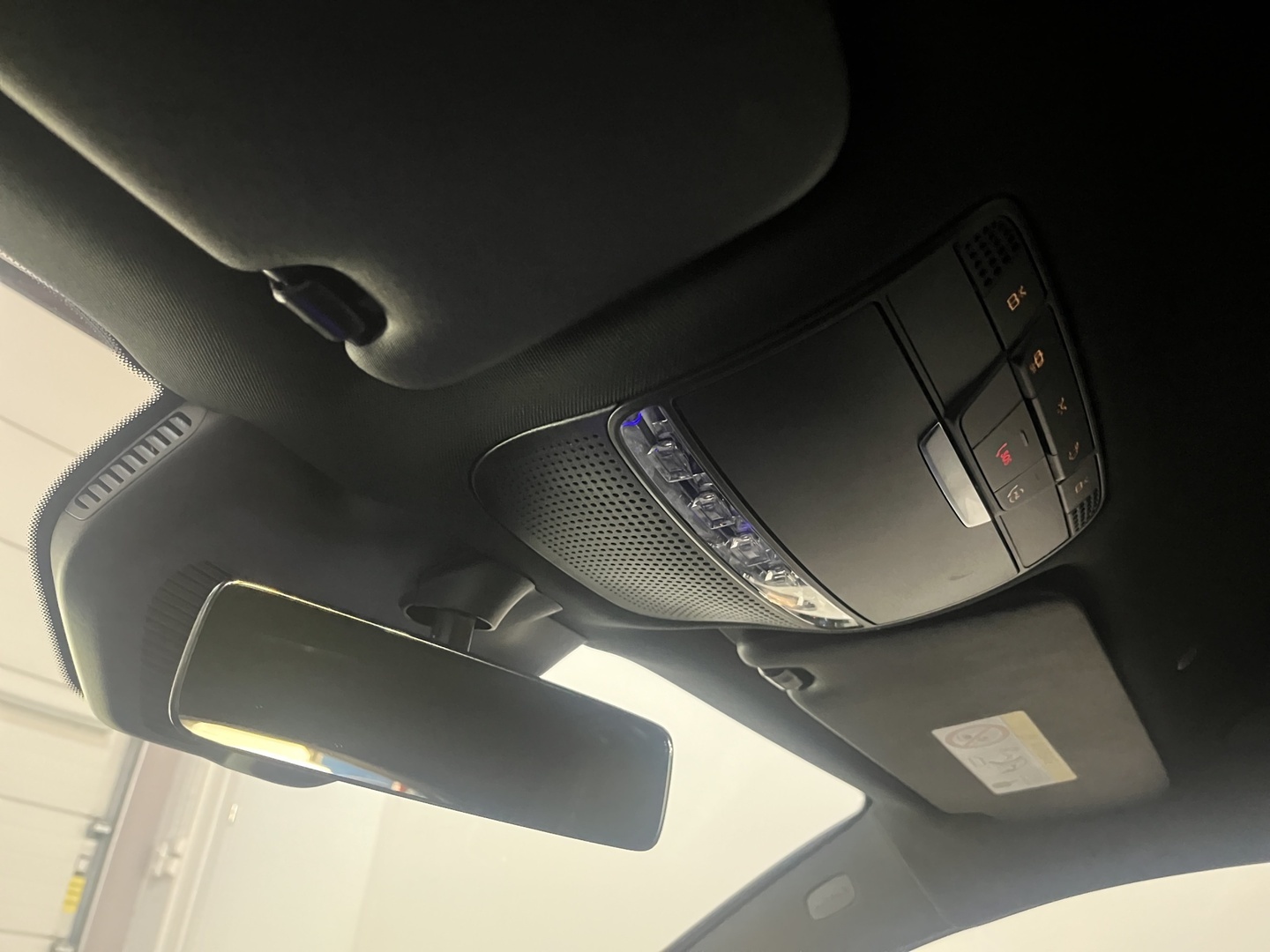 MERCEDES-BENZ EQC 2023