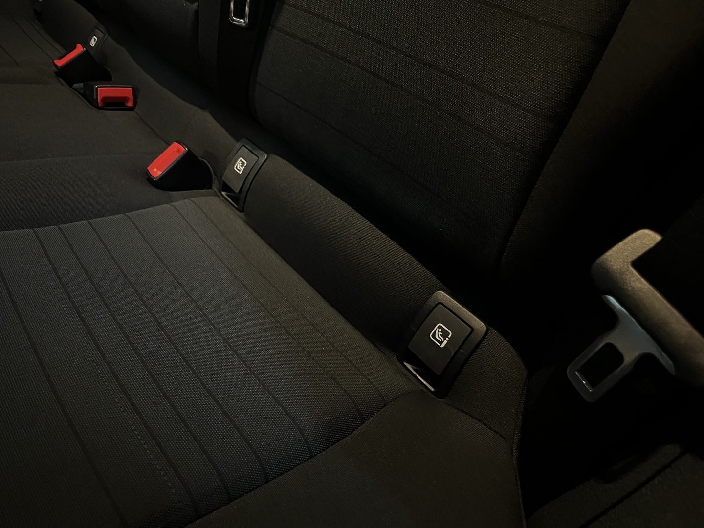 MERCEDES-BENZ EQC 2023