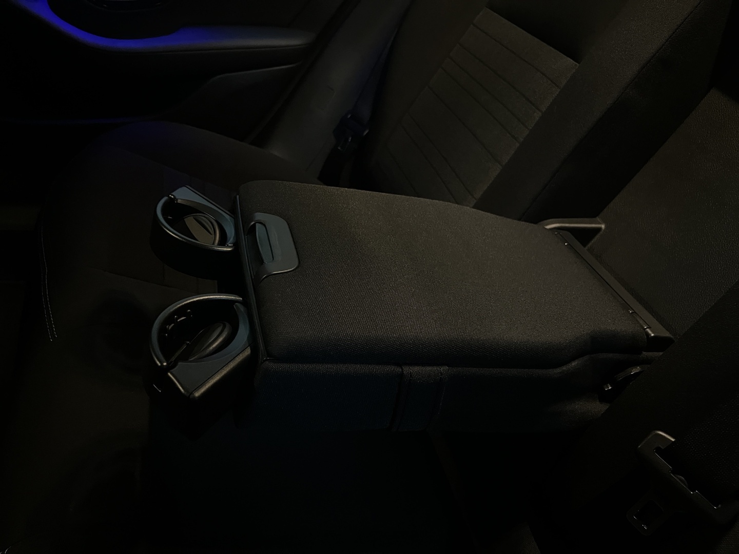 MERCEDES-BENZ EQC 2023