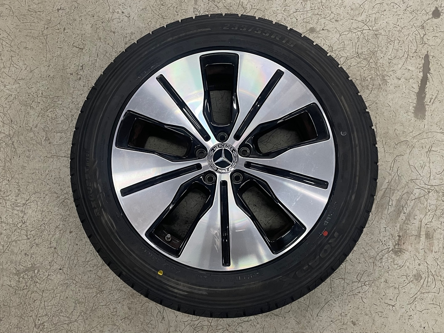 MERCEDES-BENZ EQC 2023