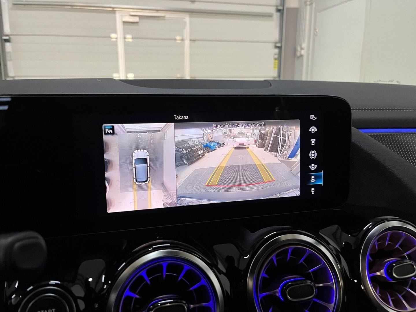 MERCEDES-BENZ EQA 2023