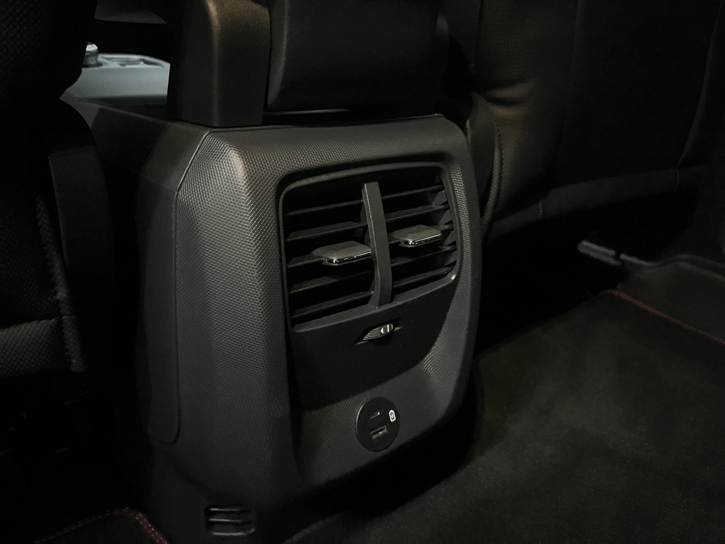 FORD Mustang Mach-E 2022