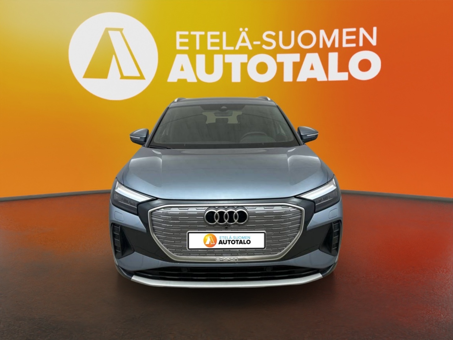 AUDI Q4 e-tron 2025