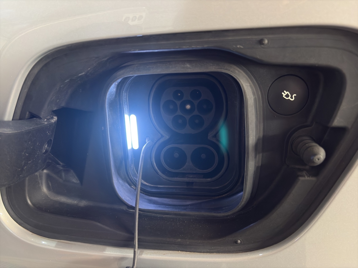 VOLVO C40 2023