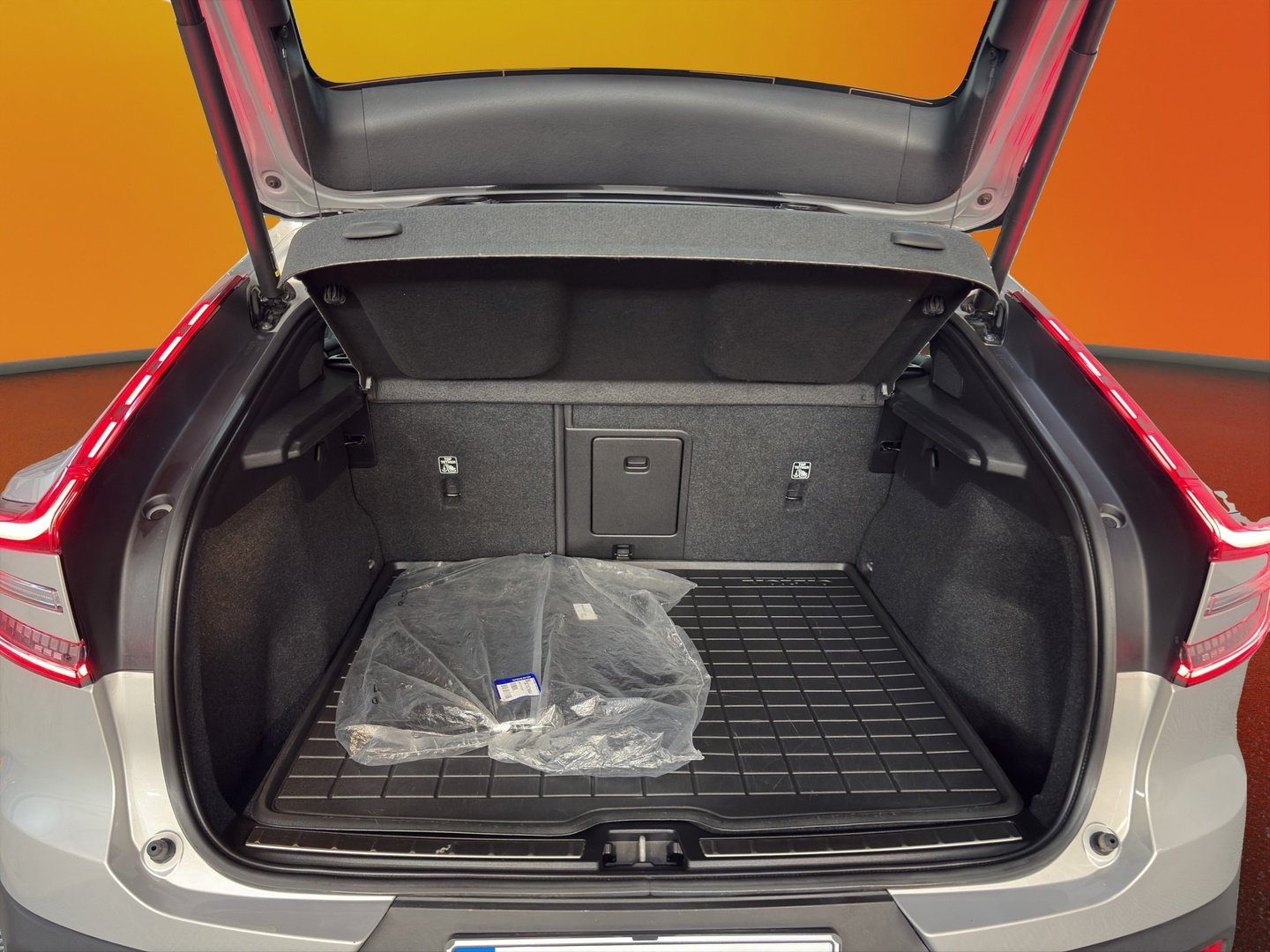 VOLVO C40 2023