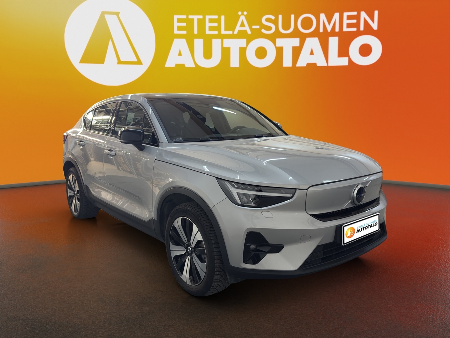 VOLVO C40 2023