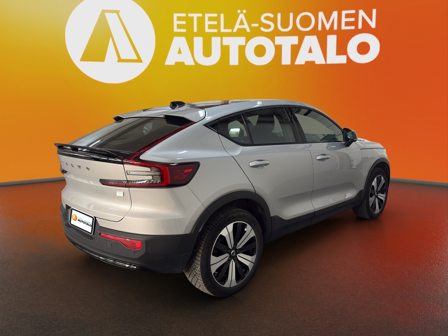 VOLVO C40 2023
