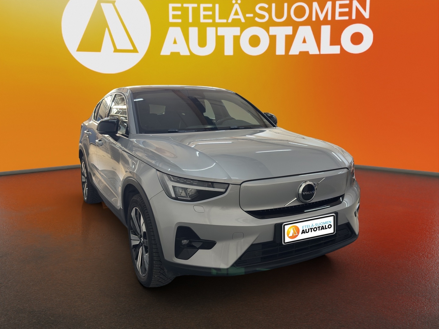 VOLVO C40 2023