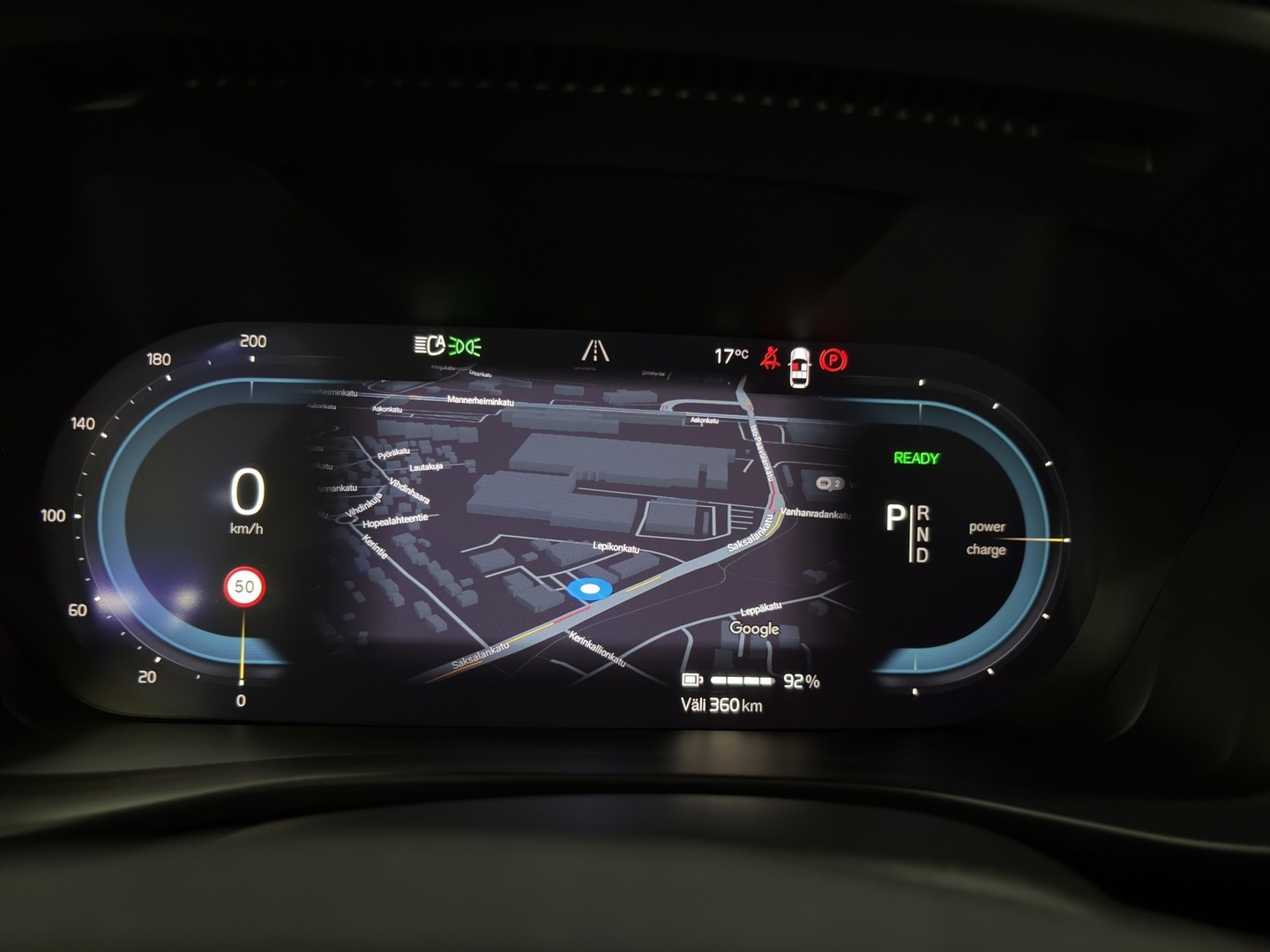 VOLVO C40 2023