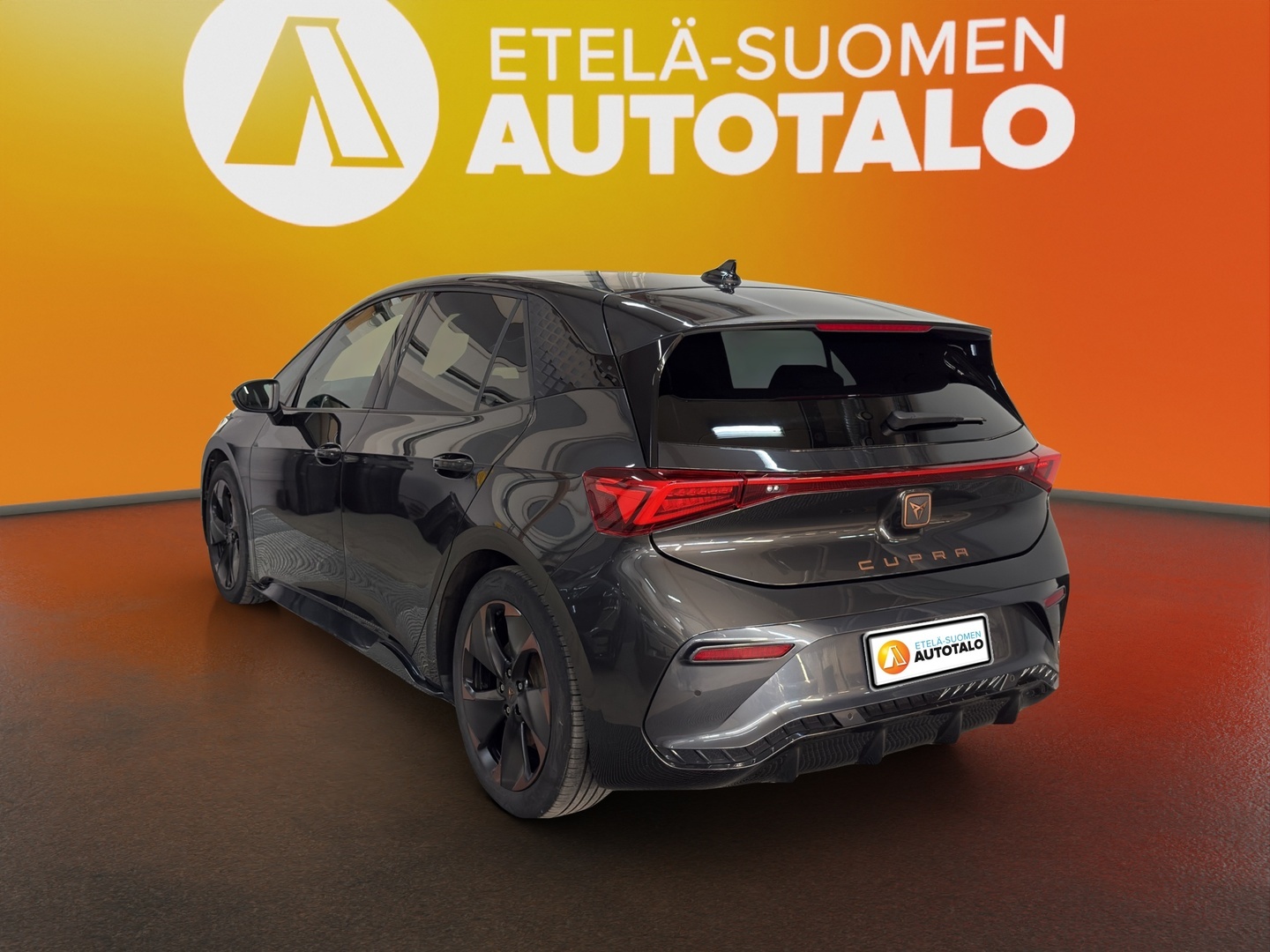 CUPRA Born 2023