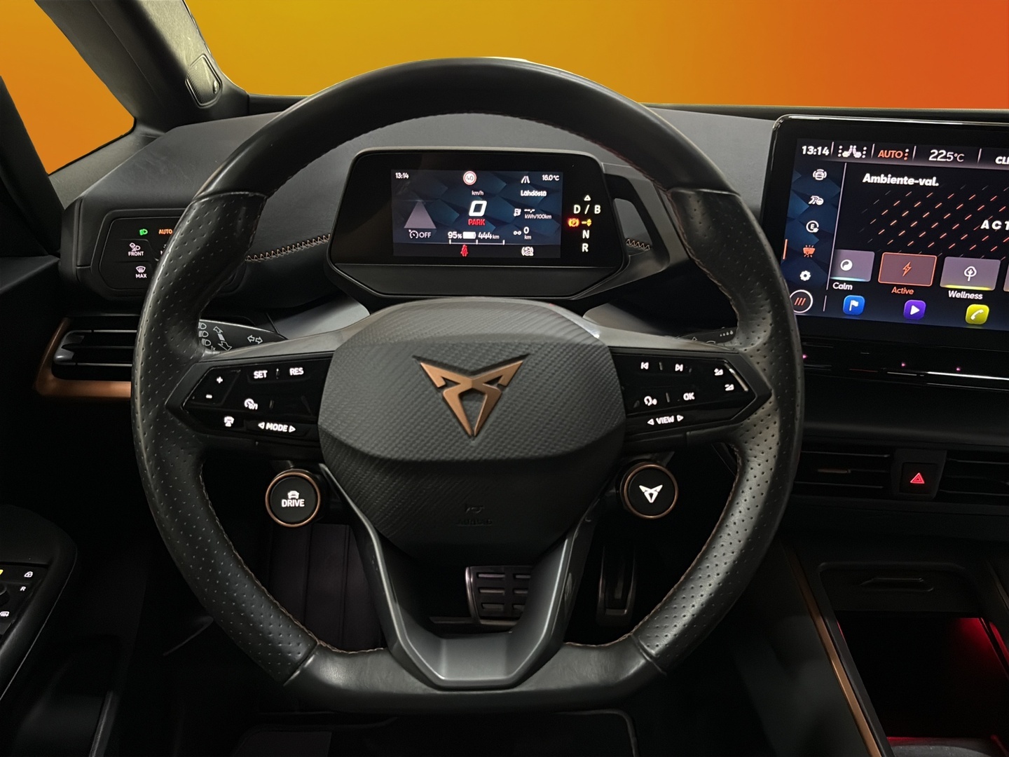 CUPRA Born 2023