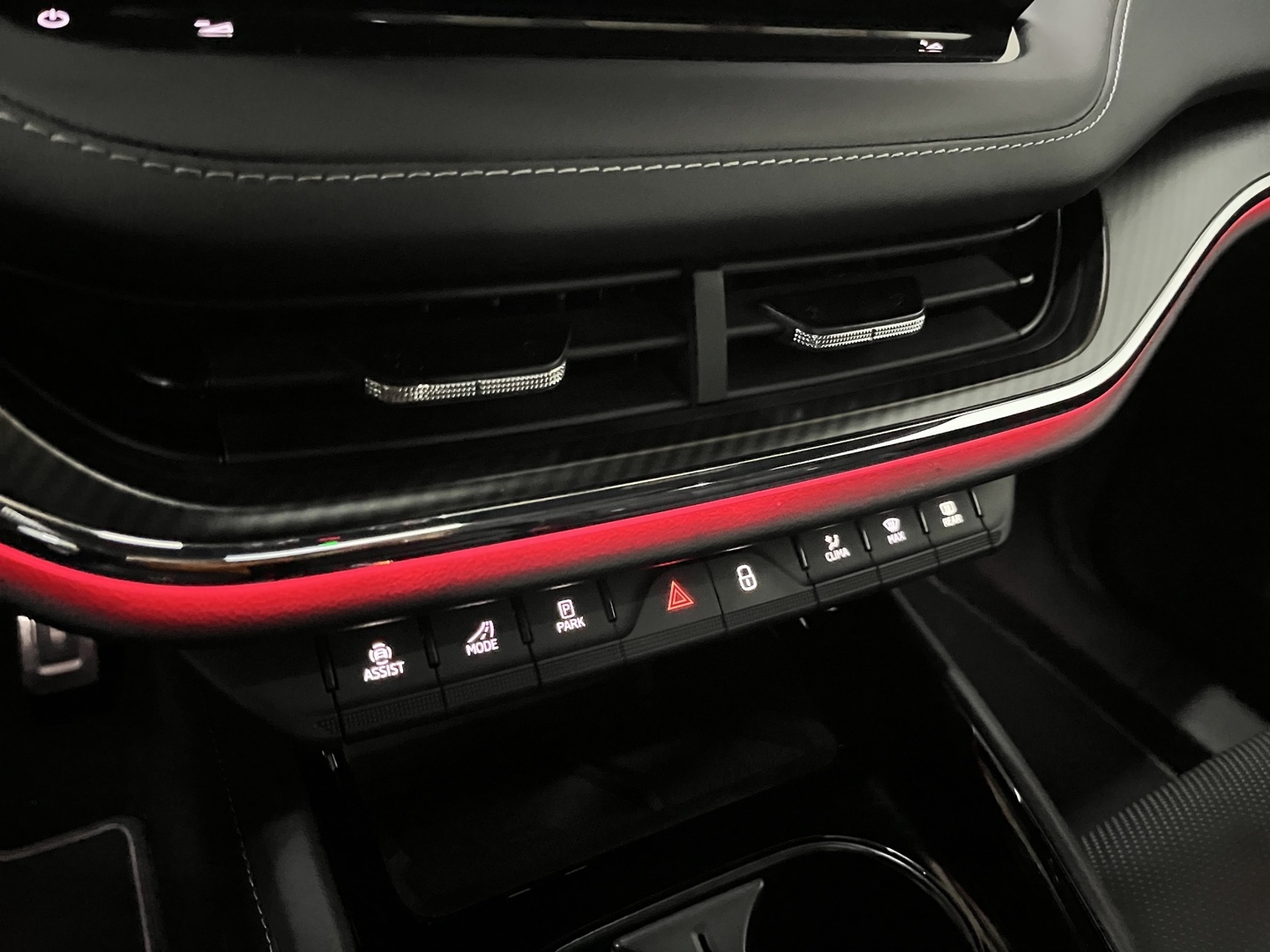 SKODA Enyaq 2025