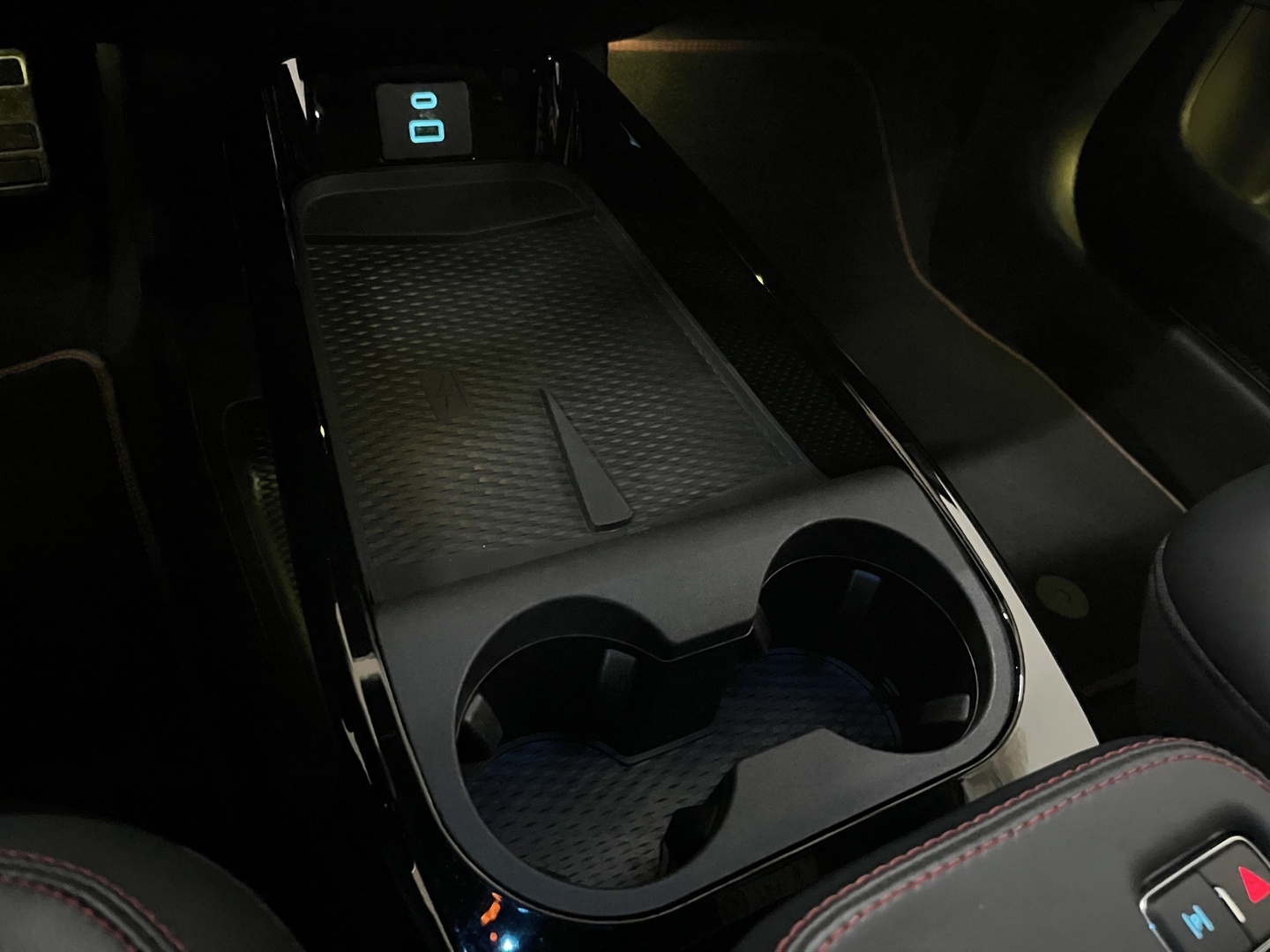 FORD Mustang Mach-E 2022
