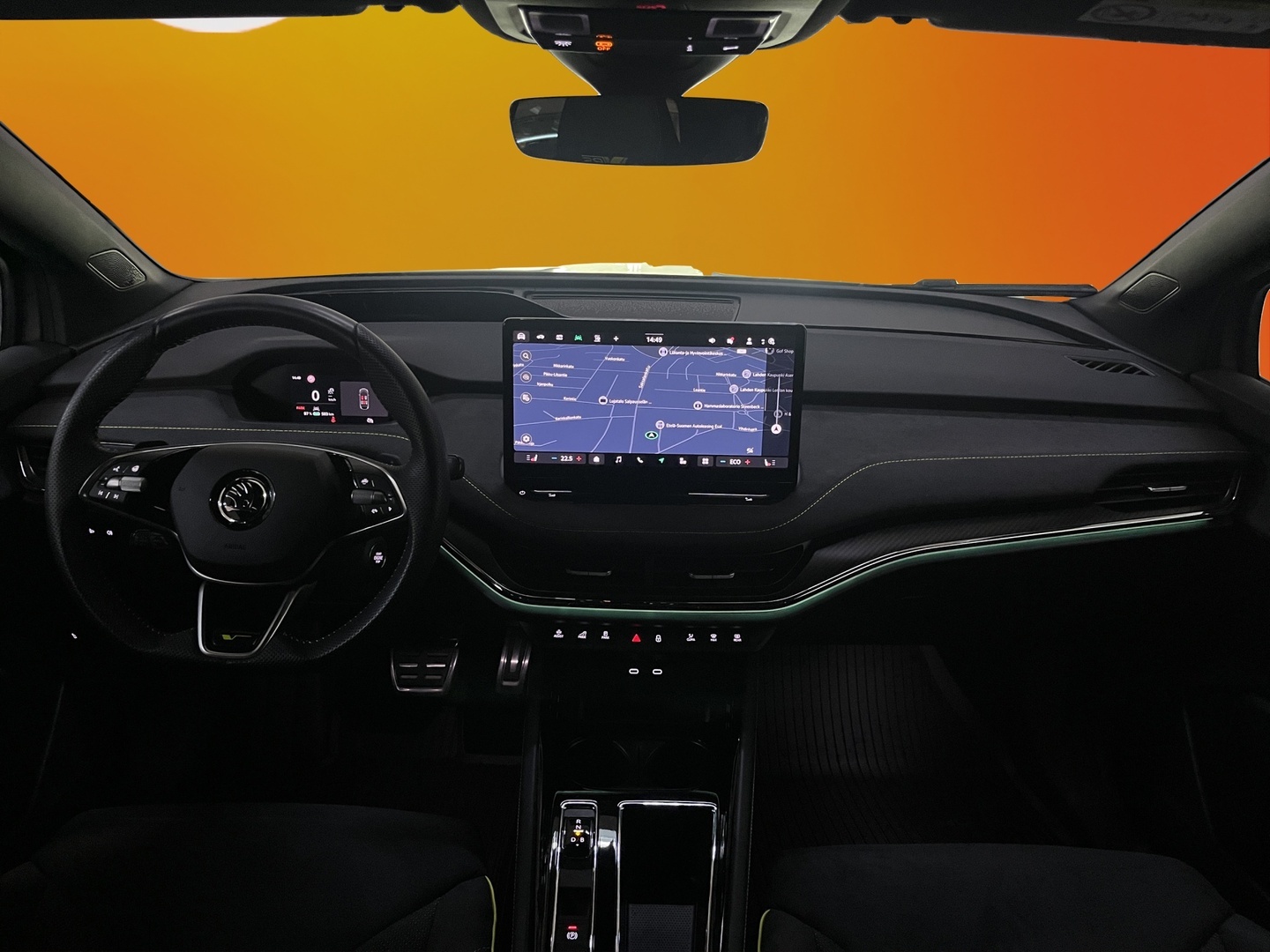 SKODA Enyaq 2025