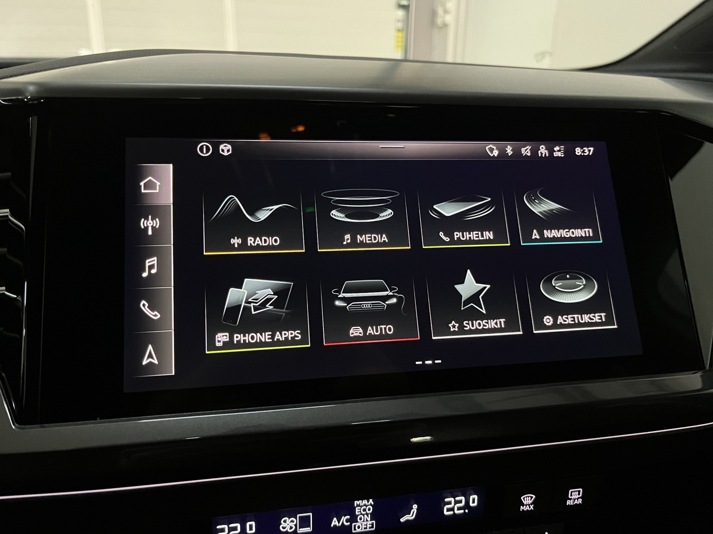 AUDI Q4 e-tron 2023