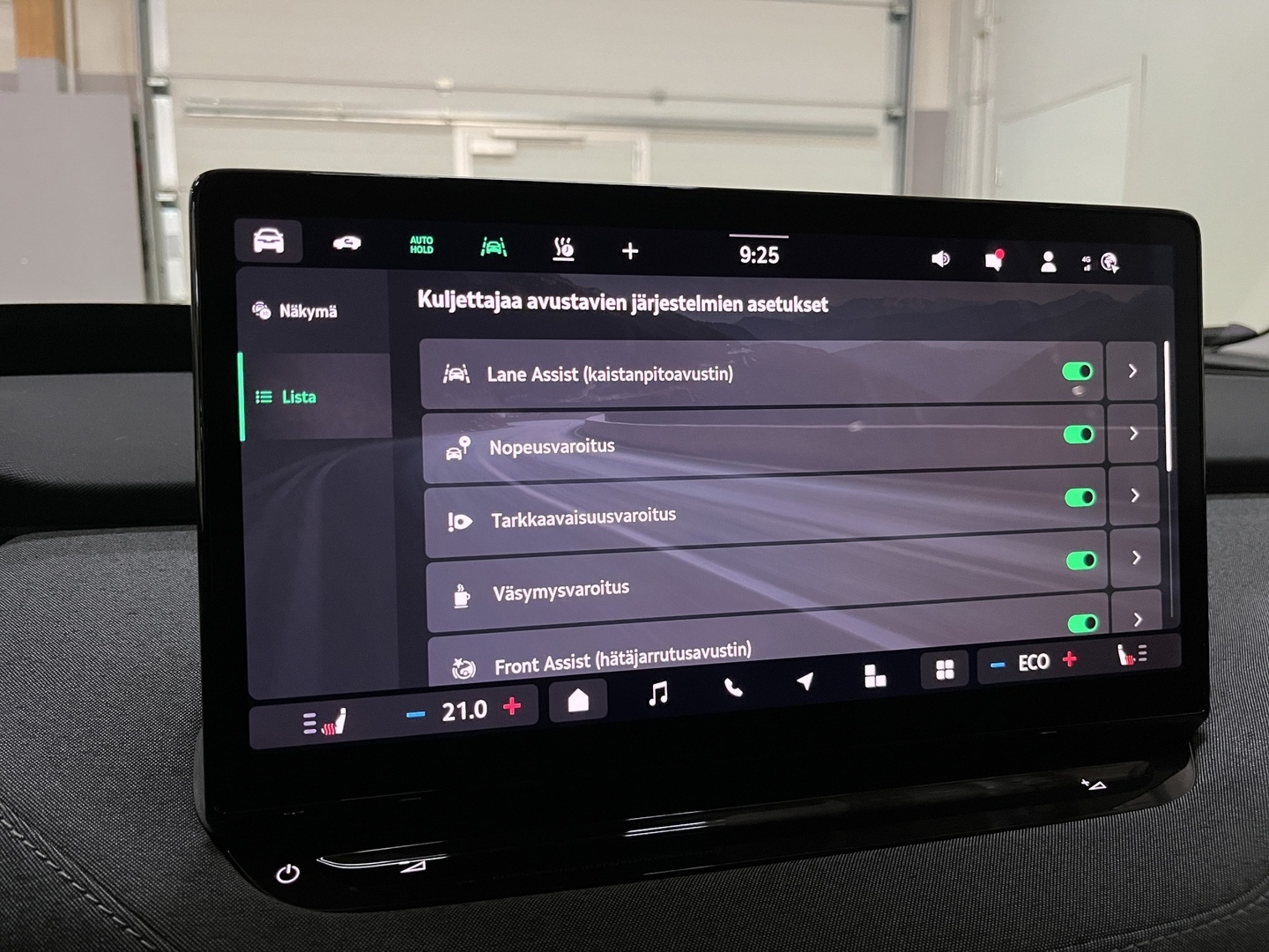SKODA Enyaq 2025
