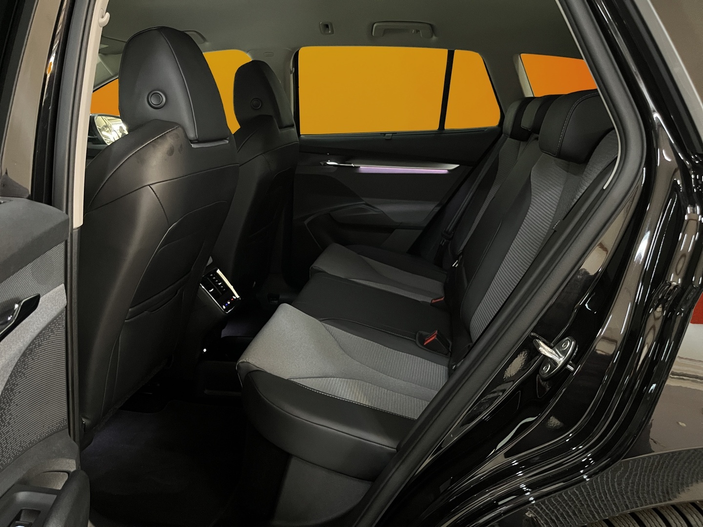 SKODA Enyaq 2025